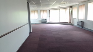 186m² Office Space to rent at Howick Gardens in Vorna Valley