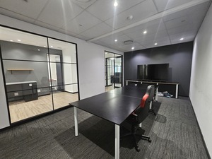 1 095m² Office Space to rent at Sable Square in Sanddrift