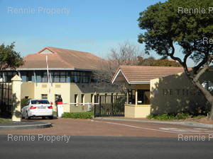 136m² Office Space to rent at De Tijger Business Park in Parow North