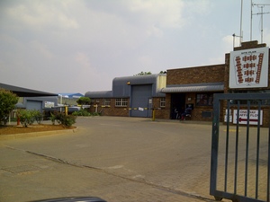184m² Warehouse to rent at Crocker Road Industrial Park in Wadeville