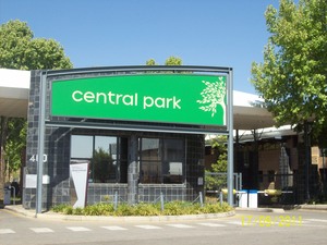 385m² Office Space to rent at Central Park - Midrand in Randjespark
