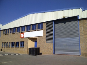 420m² Warehouse to rent at Route 24 in Meadowdale