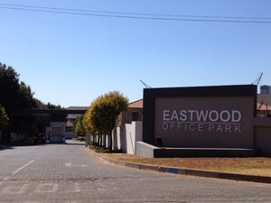 680m² Office Space to rent at Eastwood Office Park Bedfordview (11B Riley Road) in Bedfordview