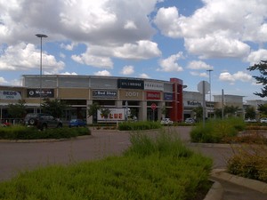 75m² Retail Shops to rent at Byls Bridge Promenade in Central Centurion
