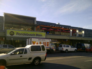 90m² Retail Shops to rent at Rondebosch  Main in Rondebosch