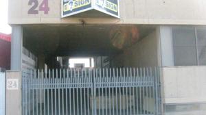 1 620m² Warehouse to rent at Centre Point in Wynberg JHB