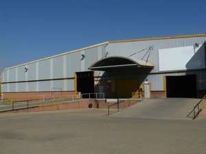 3 400m² Warehouse to rent at 205 Corobrick Road in Meadowdale