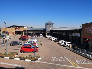 133m² Retail Shops to rent at The Square in Sunninghill