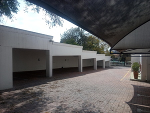 550m² Office Space to rent at Tulbagh Office Park South in Ferndale