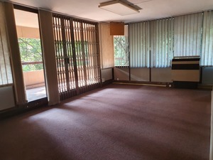 91m² Office Space to rent at Oak Place in Ferndale