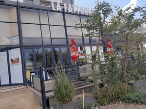 300m² Retail Shops to rent at Silvercrest Shopping Centre in Highlands North  