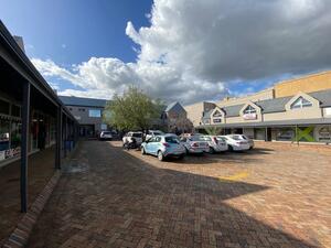 86m² Office Space to rent at Twin Oak Centre in Somerset West