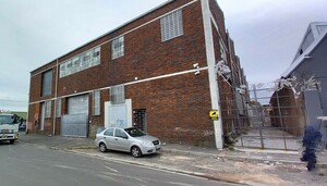 1 414m² Warehouse to rent at 27 First Street Maitland in Maitland