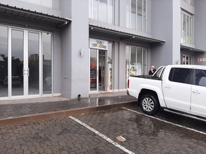 123m² Retail Shops to rent at Genesis  on Fairmount (Shopping Centre) in Fairmount