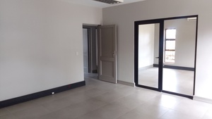 278m² Office Space to rent at Carlswald Decor Centre in Halfway Gardens