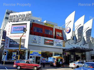 450m² Office Space to rent at Stadium On Main in Claremont