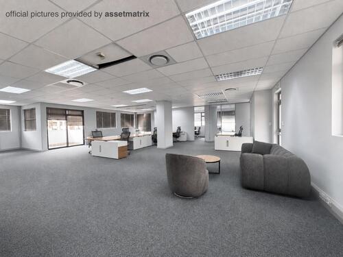 208m² Boulevard Place, Century City