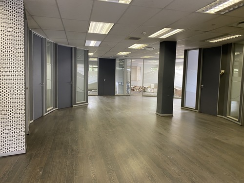 10454m² Eastgate Office Park, Bruma