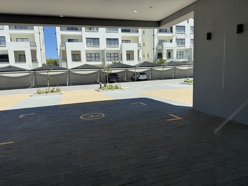 93m² Halo Medical Suites Paardevlei, Paardevlei