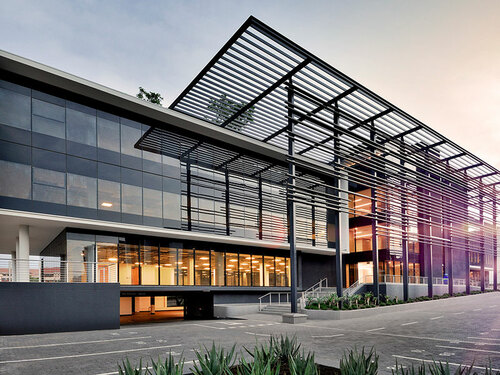 7000m² Knightsbridge Office Park, Bryanston