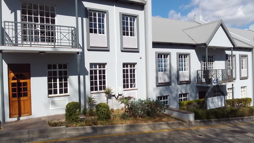 263m² Mount Royal Business Park, Halfway House