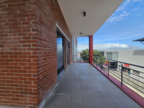 1095m² Sable Square, Sanddrift