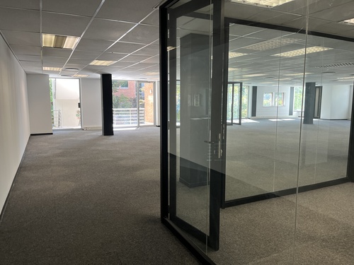 369m² Ballyoaks Office Park, Bryanston