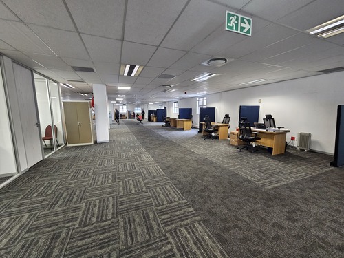 1194m² Centennial Place - BCX, Century City