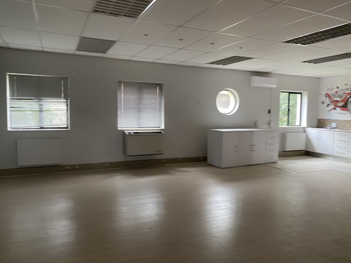 198m² Hans Merensky Office Park, Bedfordview