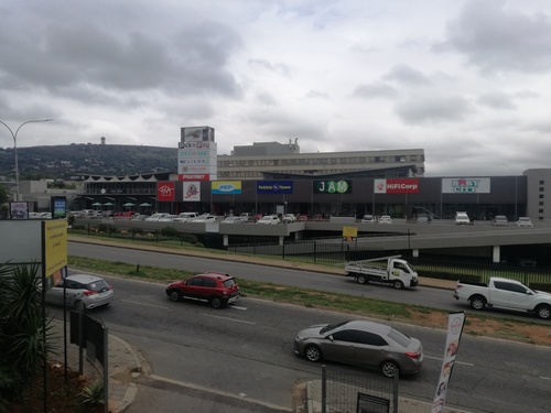 243m² Heathway Centre, Cresta