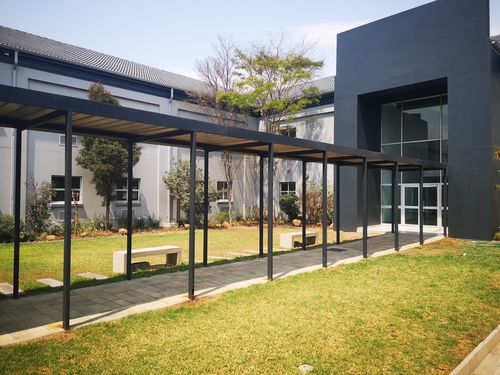 334m² Riverview Office Park (1 River Road), Kyalami