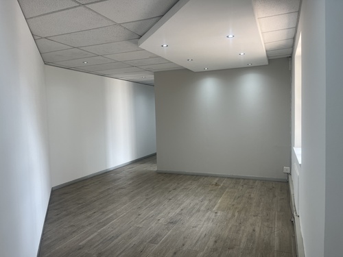 361m² Turnberry Office Park, Bryanston