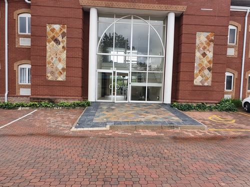224m² Waterford Office Park, Fourways