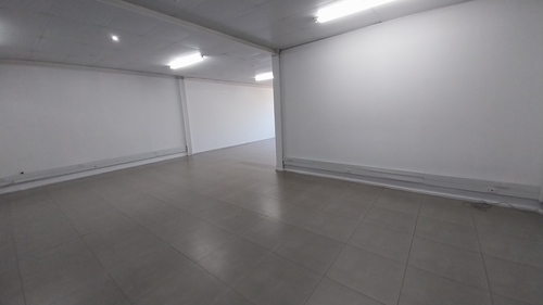 123m² Woodstock Exchange, Woodstock