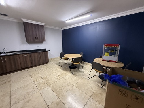 253m² De Wagenweg Office Park, Stellenbosch Central
