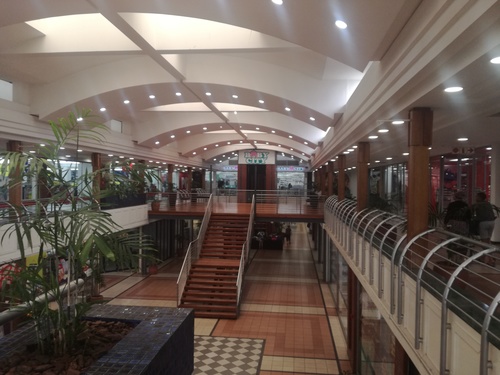 243m² Heathway Centre, Cresta