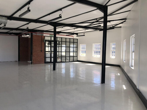 140m² Old Castle Brewery, Woodstock