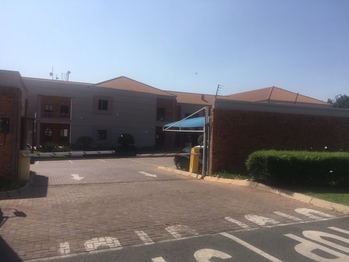 489m² Valley View Office Park, Constantia Kloof
