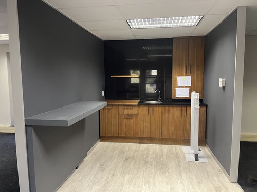163m² Hurlingham Office Park, Hurlingham