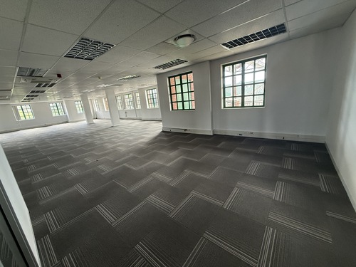 257m² Brookside Office Park, Claremont