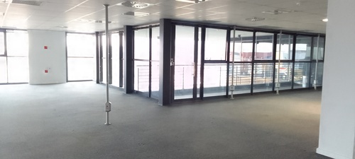 1348m² Hertford Office Park, Waterfall