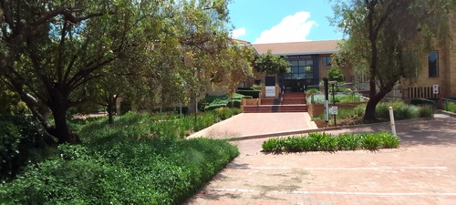 533m² Kernick House, Midrand