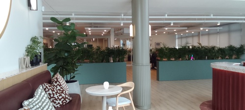 173m² Midpoint Commercial, Halfway House