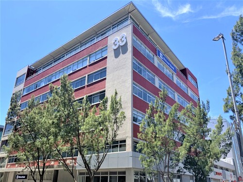 120m² 33 Martin Hammerschlag Way, Foreshore