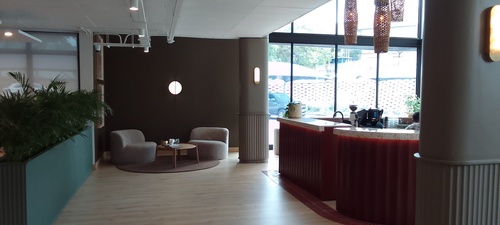 124m² Midpoint Commercial, Halfway House