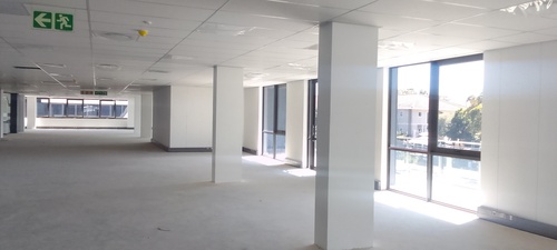 333m² Hertford Office Park, Waterfall