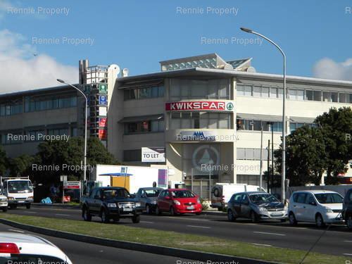 296m² Milnerton Mall, Milnerton