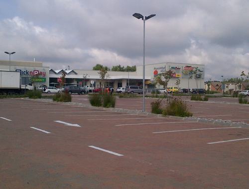164m² Randridge Mall, Randpark Ridge