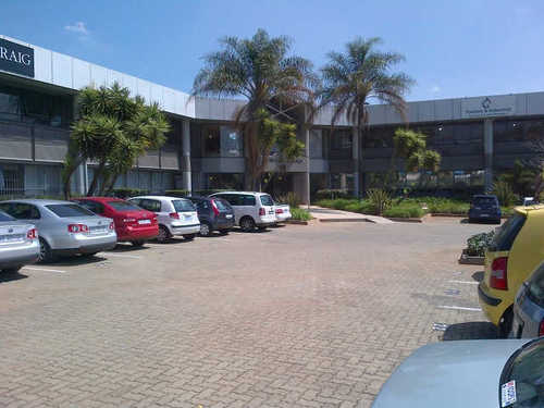 313m² Voltex House, Bruma