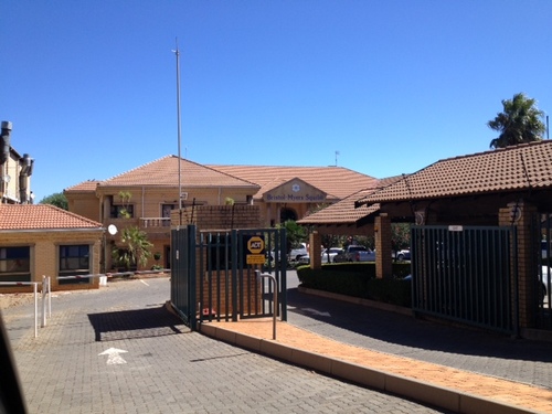 2077m² LG Seta, Bedfordview